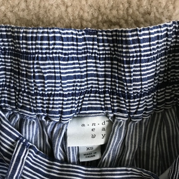 Waist tie striped pants - Picture 3 of 3